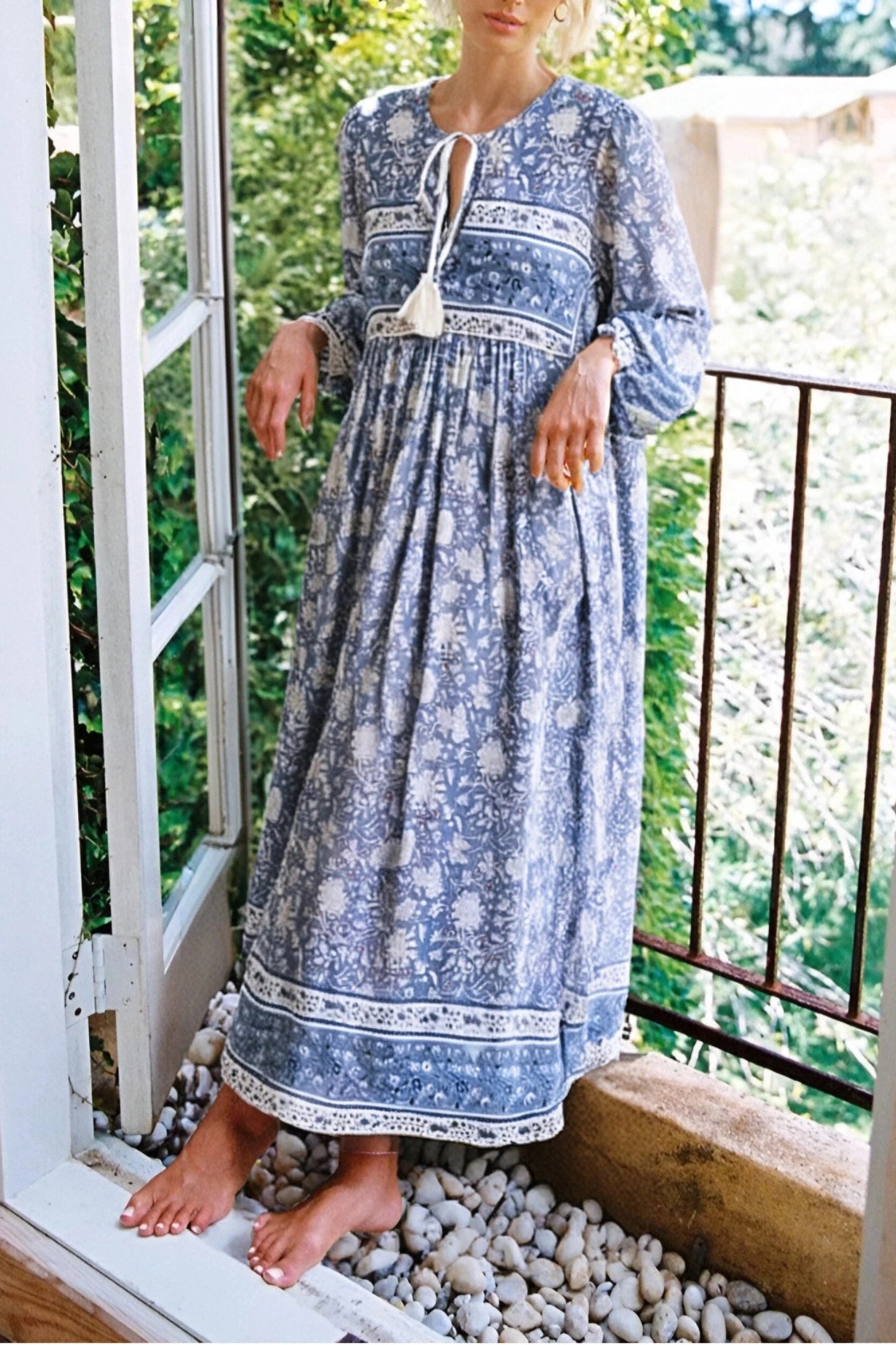 KAVAW - Lace-up Floral Porcelain Maxi Dress