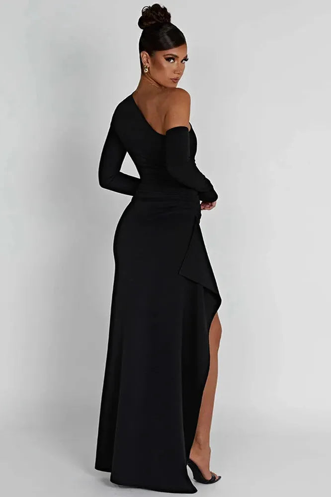 KAVAW - Oblique Shoulder Thigh High Split Maxi Dress