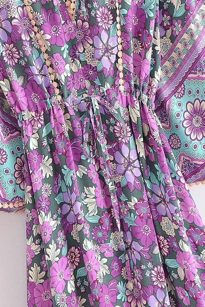 KAVAW - Batwing Sleeve Floral Maxi Dress